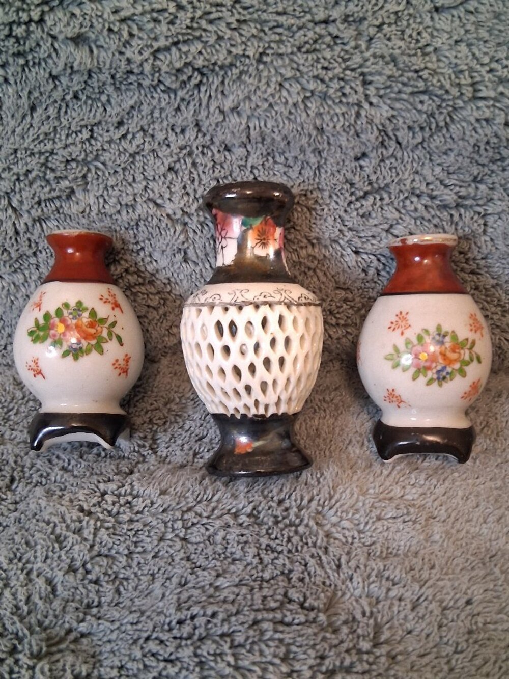 VTG Japan Mini 3 Piece Set Lattice Vase Floral Shakers Hand Painted Porcelain